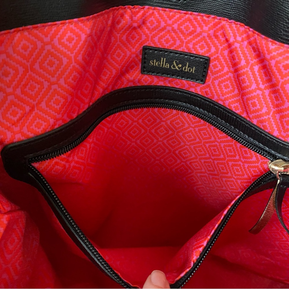 The Switch Bag in Diamond Raffia - Picture 8 of 16
